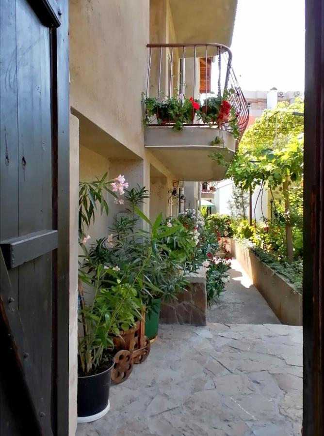 Guest House Sokratovi Obzor Bagian luar foto