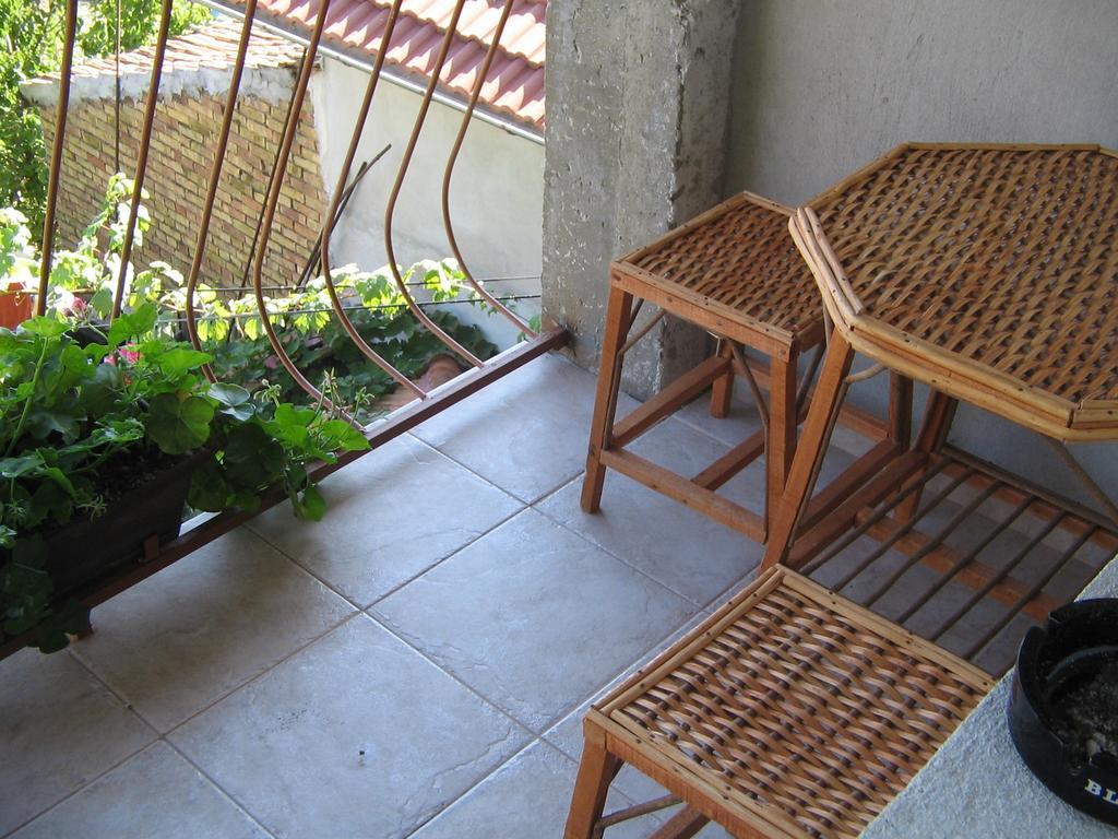 Guest House Sokratovi Obzor Ruang foto