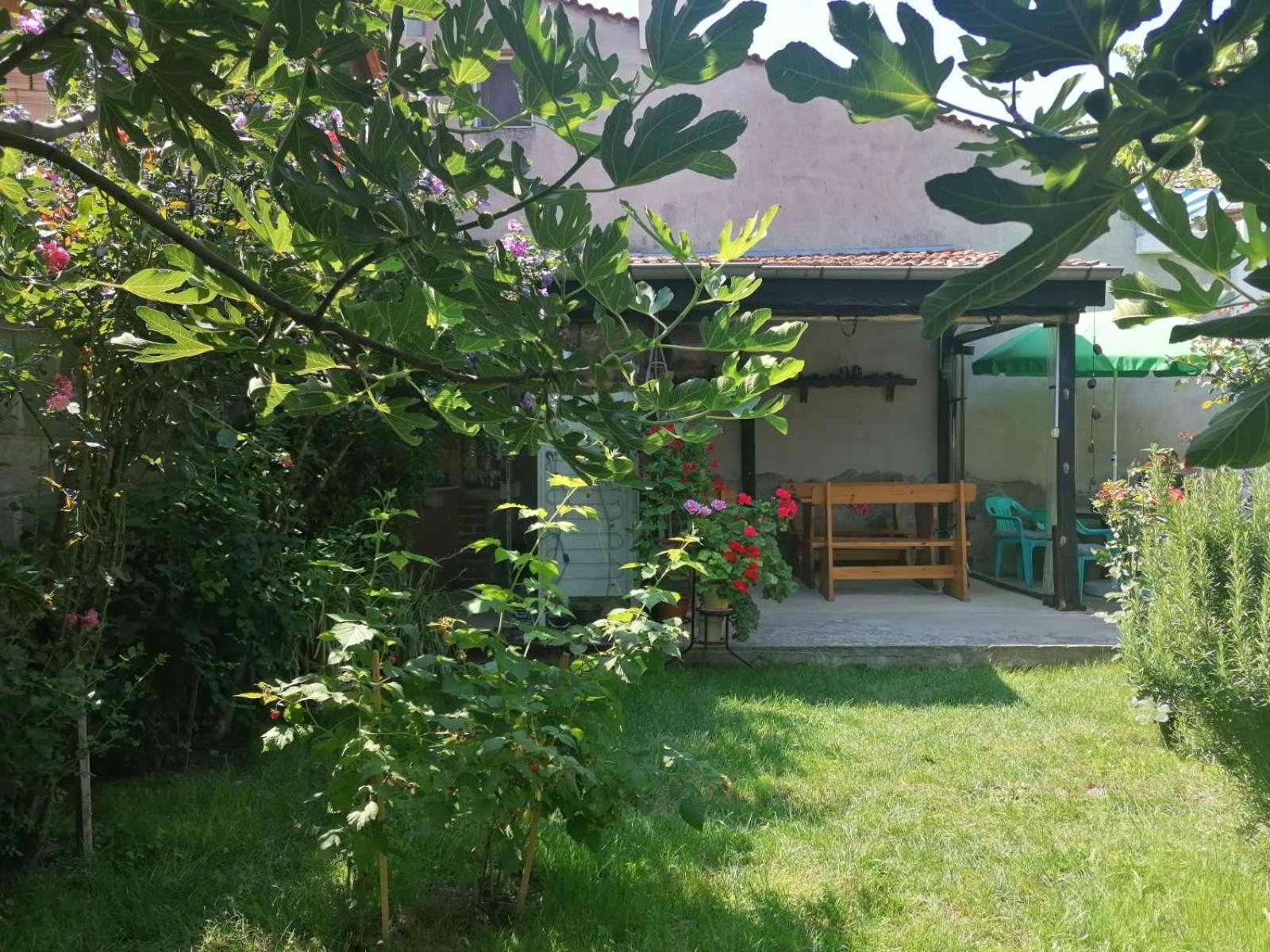 Guest House Sokratovi Obzor Bagian luar foto