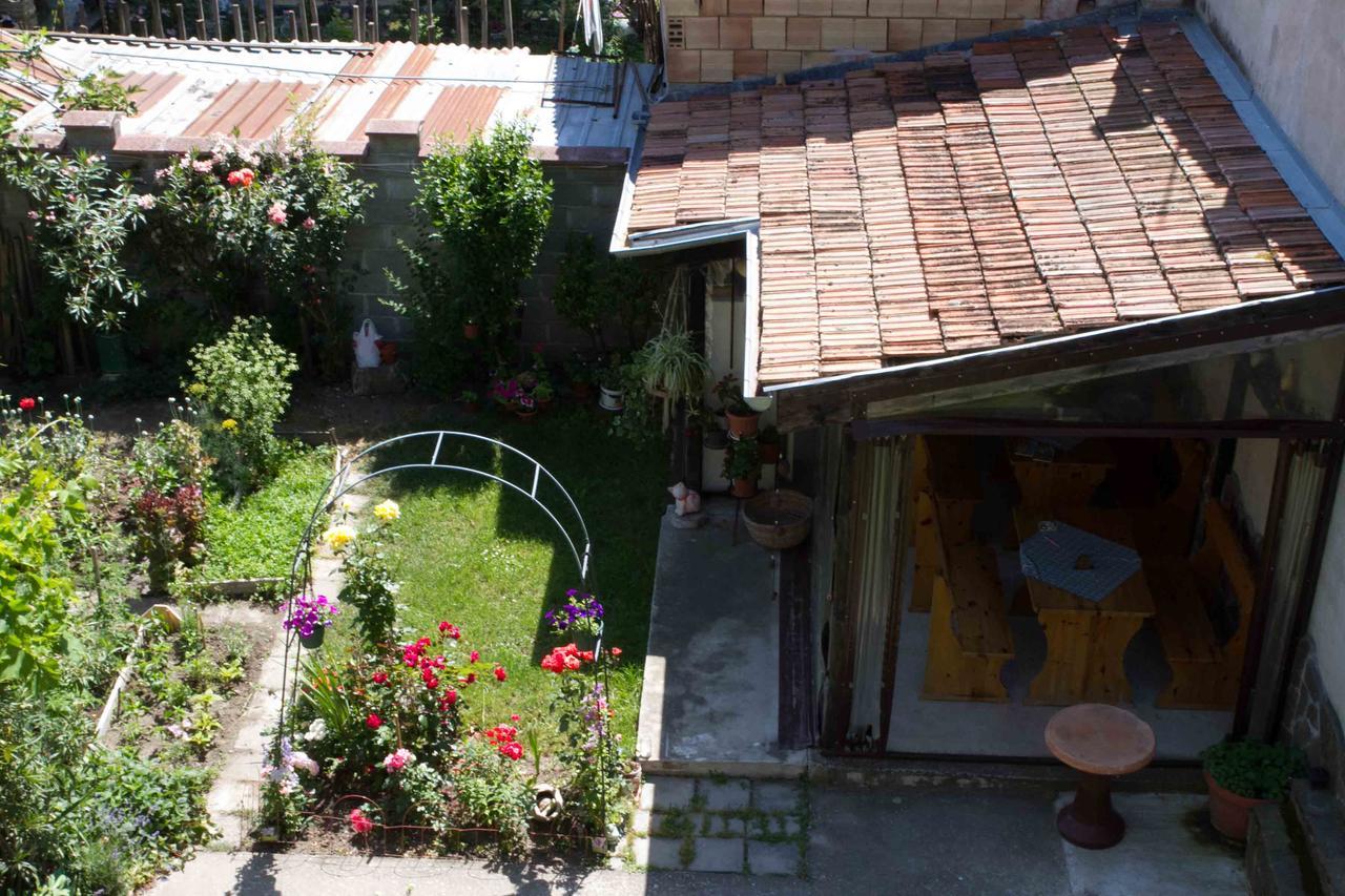 Guest House Sokratovi Obzor Bagian luar foto