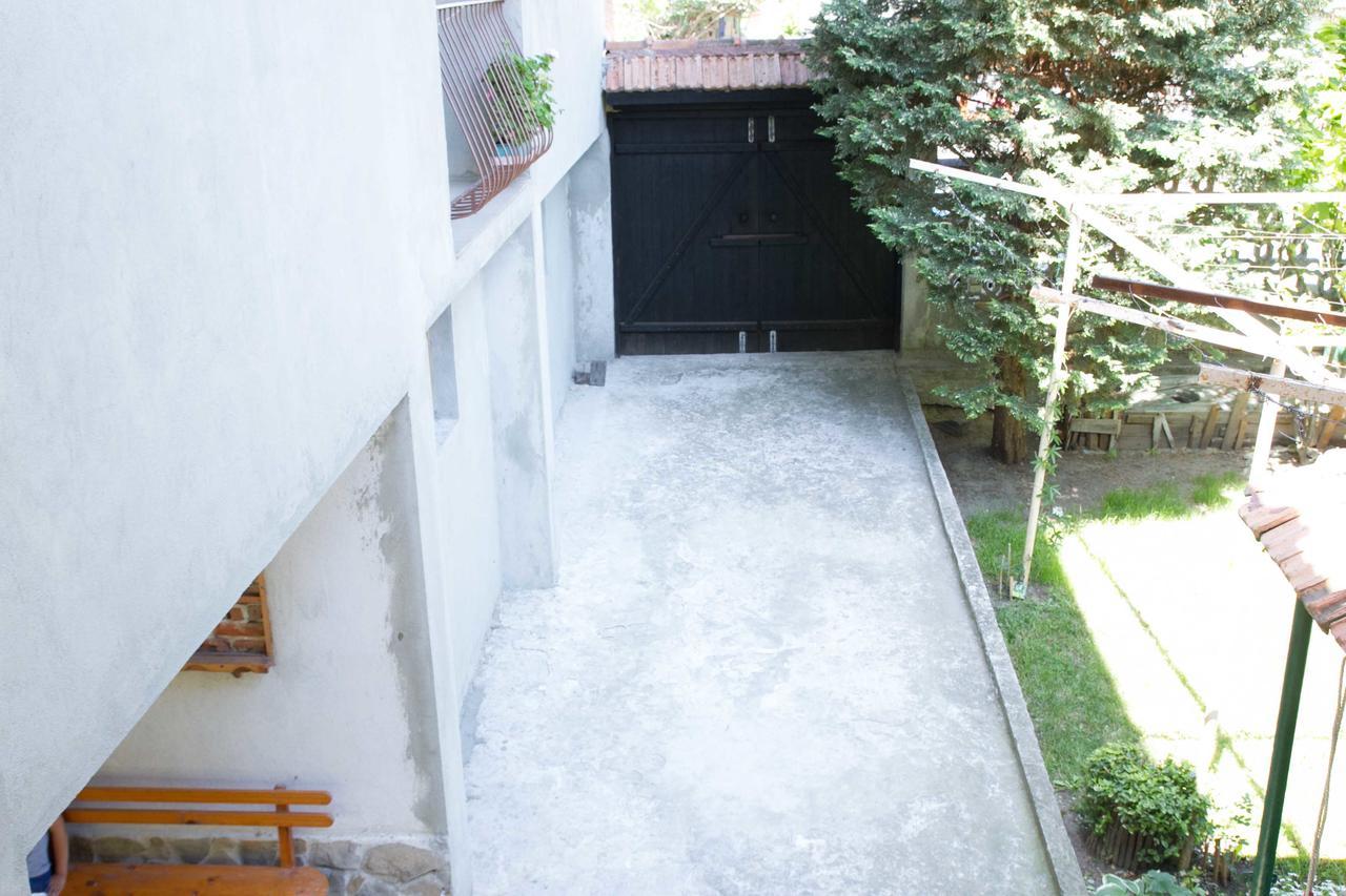 Guest House Sokratovi Obzor Bagian luar foto
