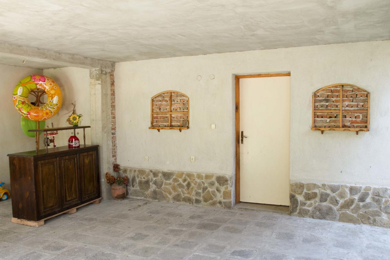Guest House Sokratovi Obzor Bagian luar foto