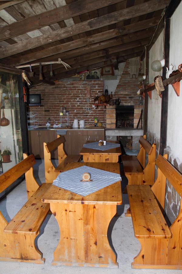 Guest House Sokratovi Obzor Bagian luar foto